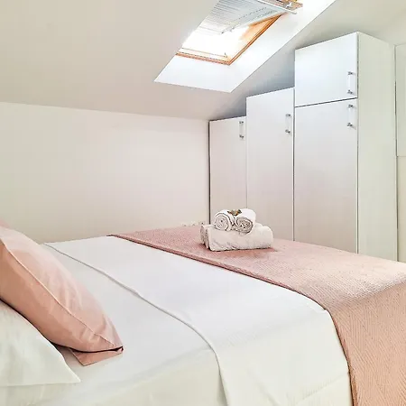 公寓 New! 普罗马尼亚