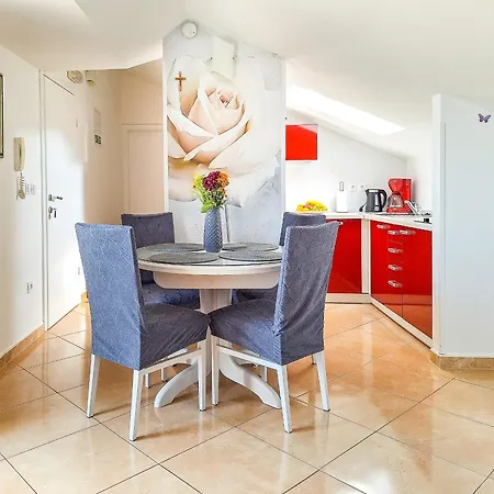Apartament New!