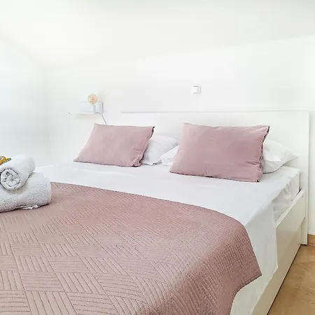 Apartament New! Promajna