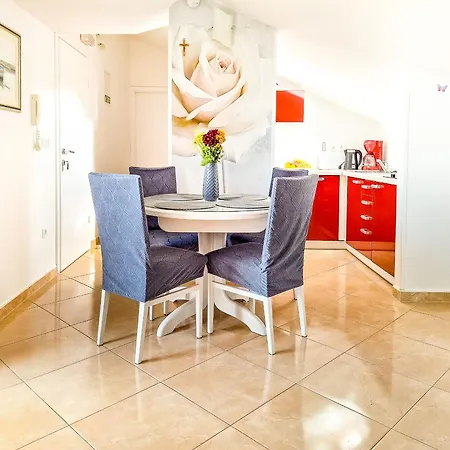 Apartament New!